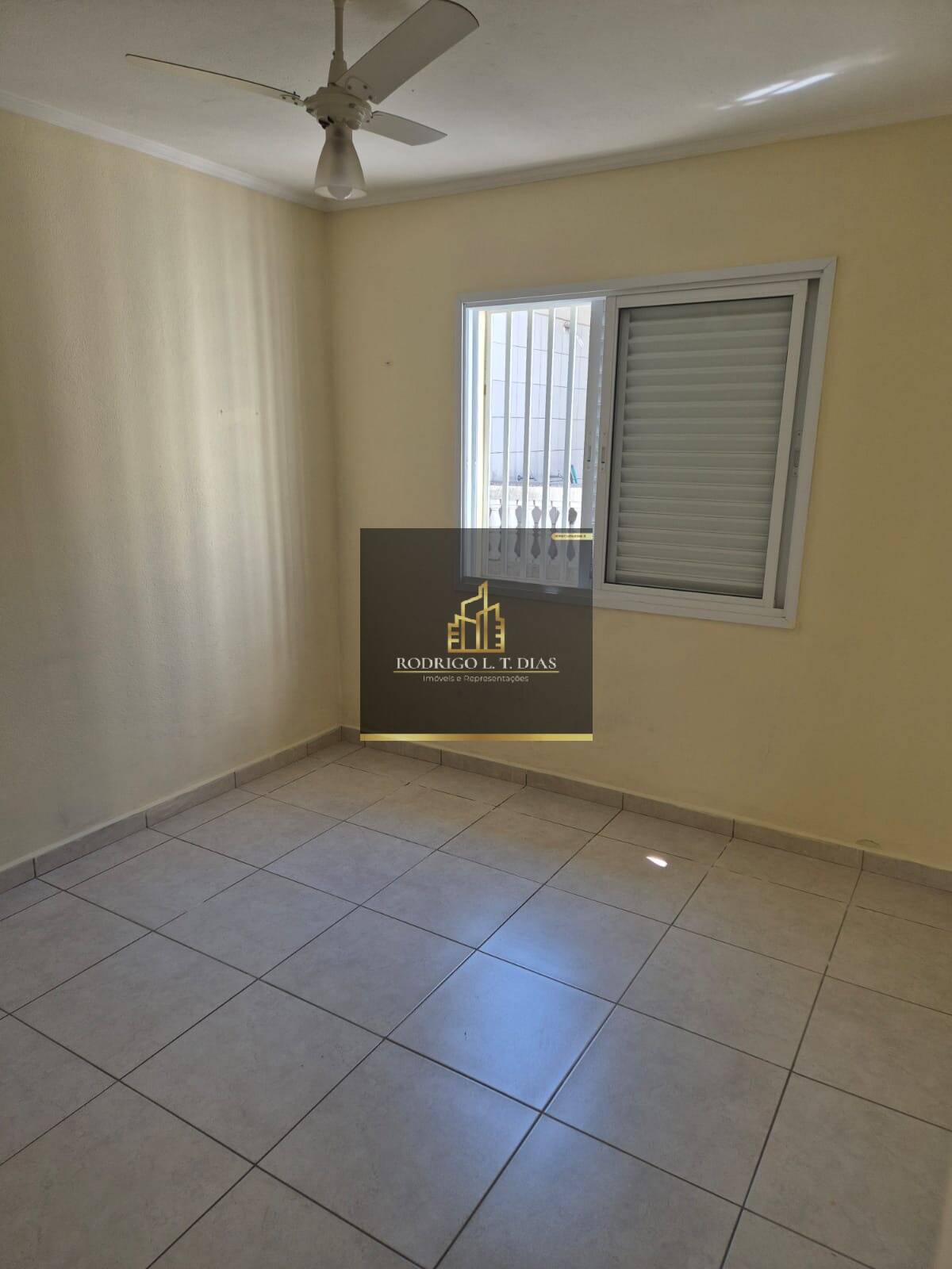 Casa à venda e aluguel com 3 quartos, 185m² - Foto 10