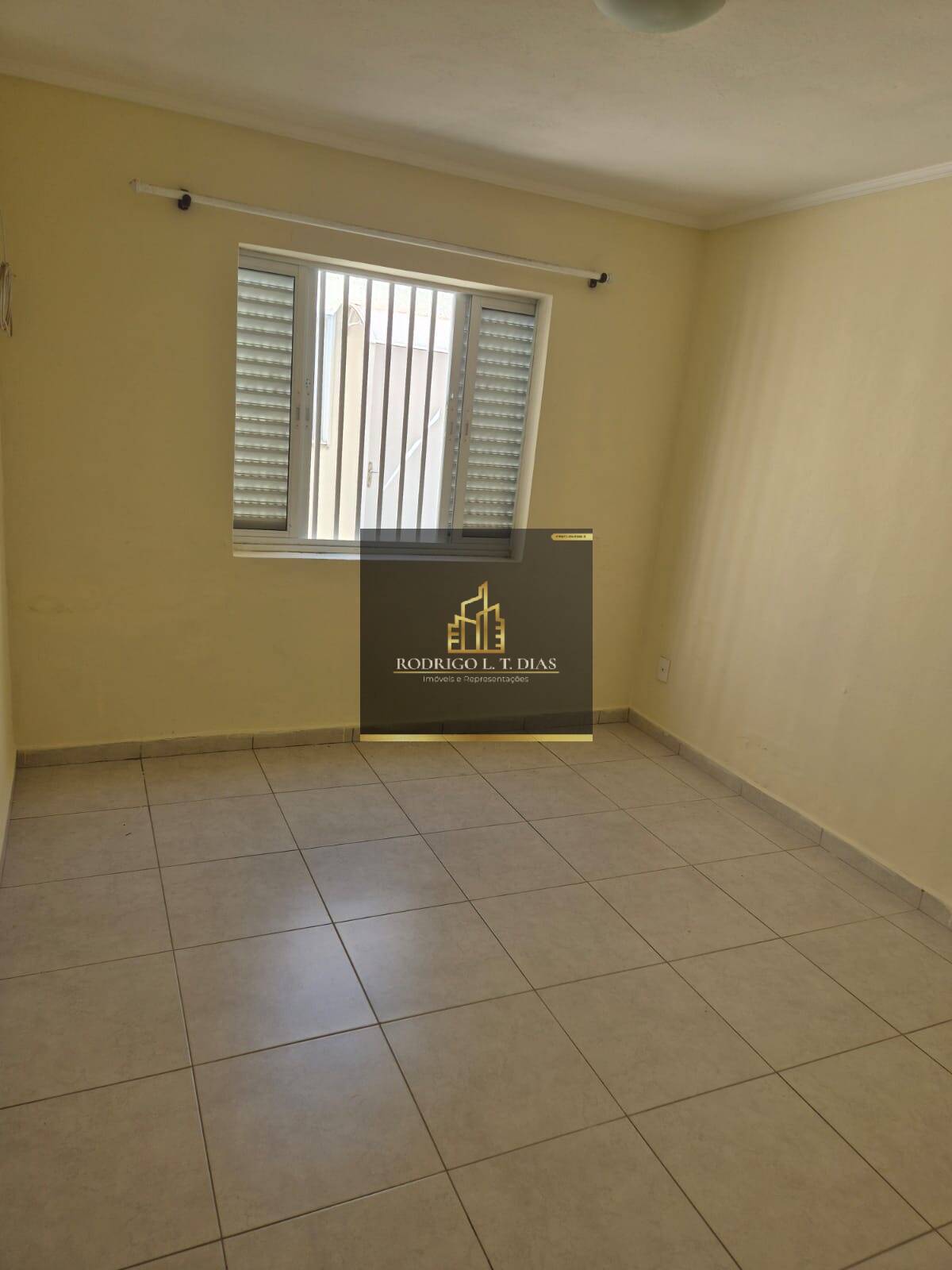 Casa à venda e aluguel com 3 quartos, 185m² - Foto 12