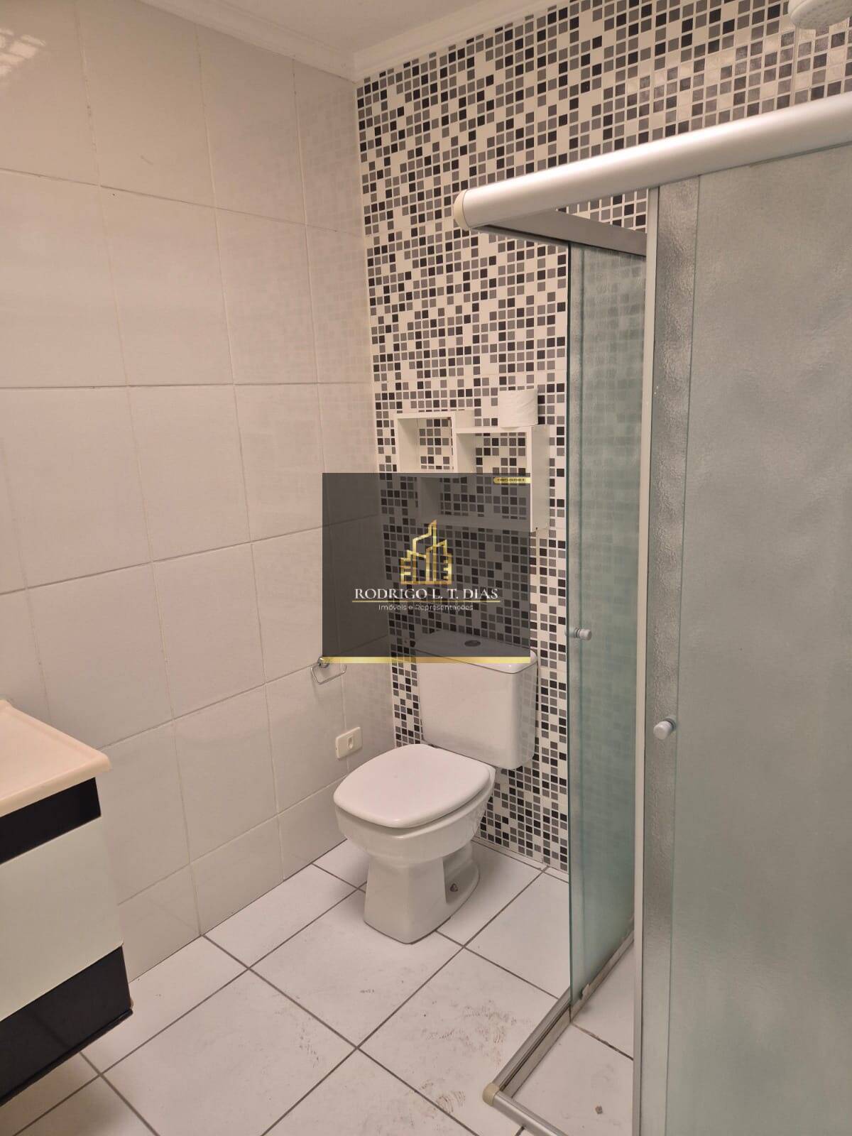 Casa à venda e aluguel com 3 quartos, 185m² - Foto 7