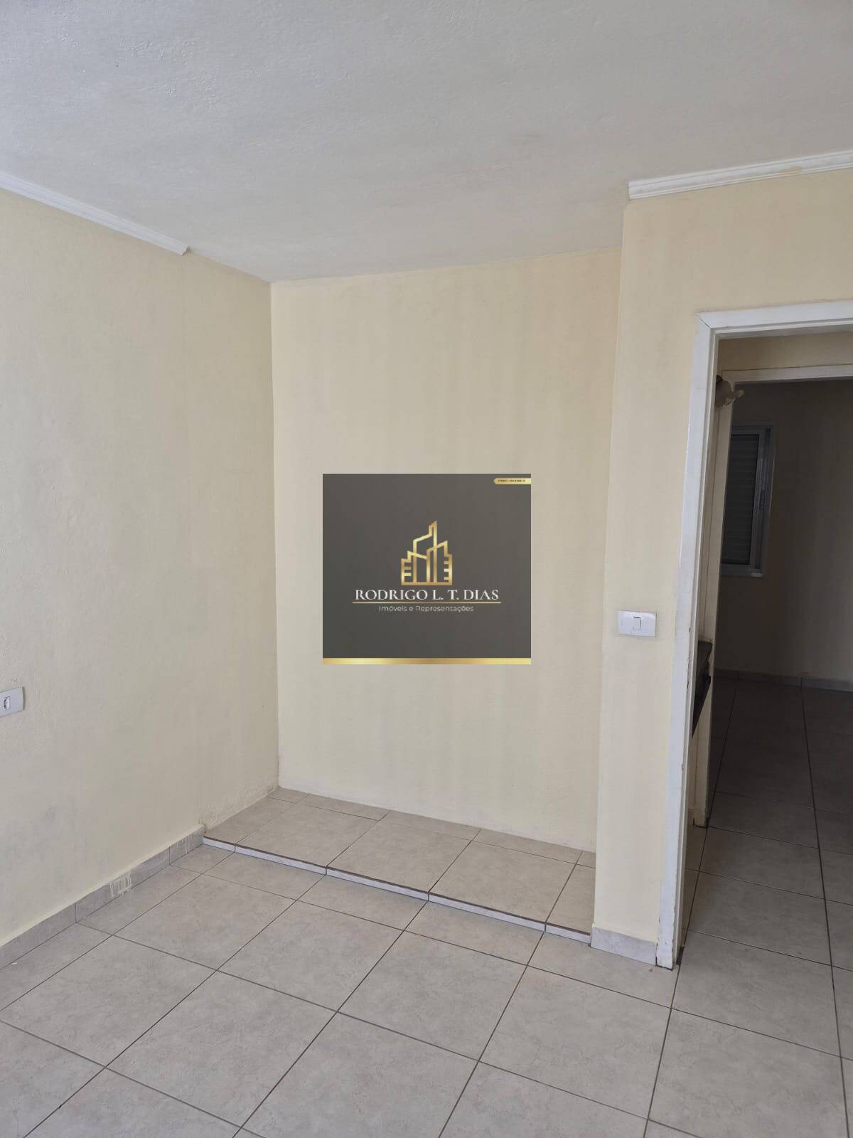Casa à venda e aluguel com 3 quartos, 185m² - Foto 29