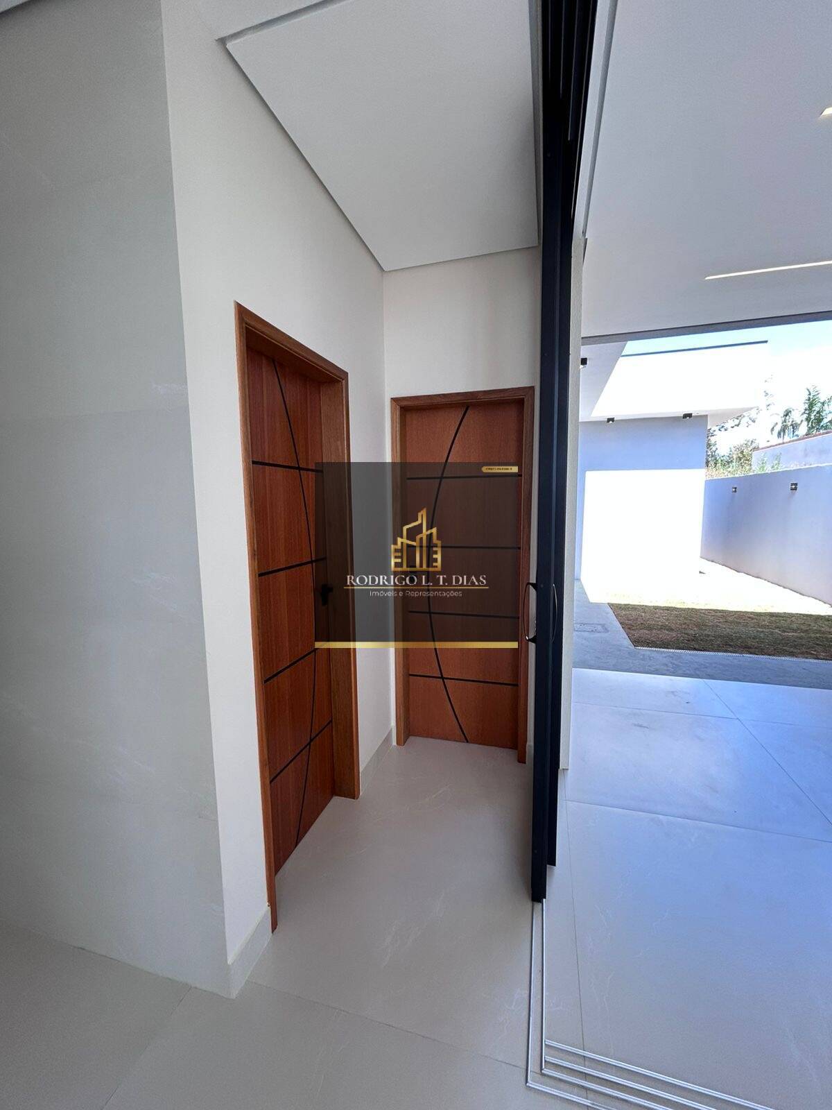 Casa, 3 quartos, 250 m² - Foto 12