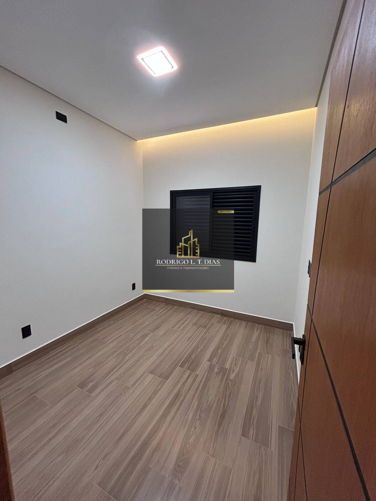 Casa, 3 quartos, 250 m² - Foto 14