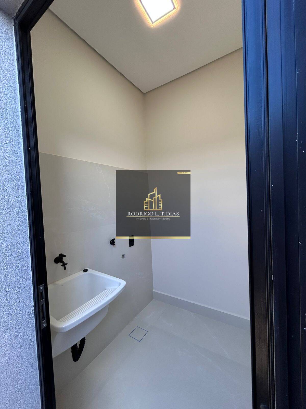 Casa, 3 quartos, 250 m² - Foto 15