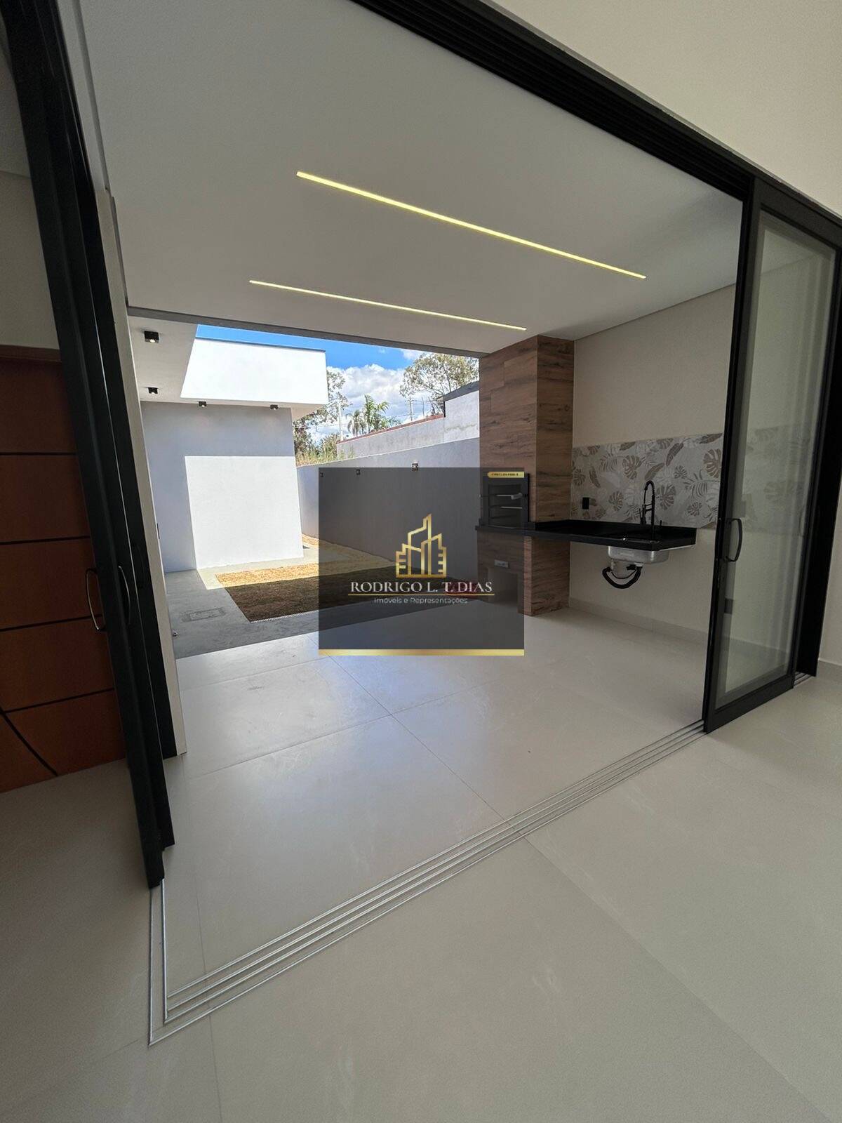 Casa, 3 quartos, 250 m² - Foto 25