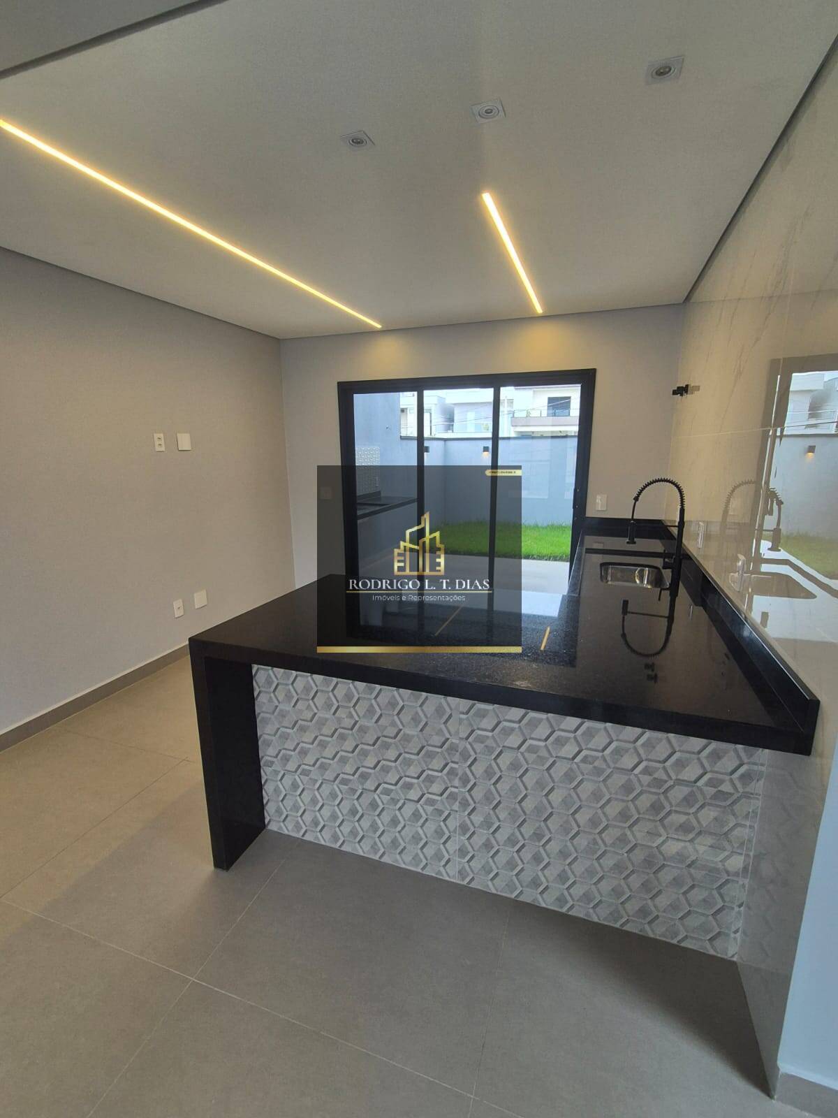 Casa de Condomínio, 3 quartos - Foto 1