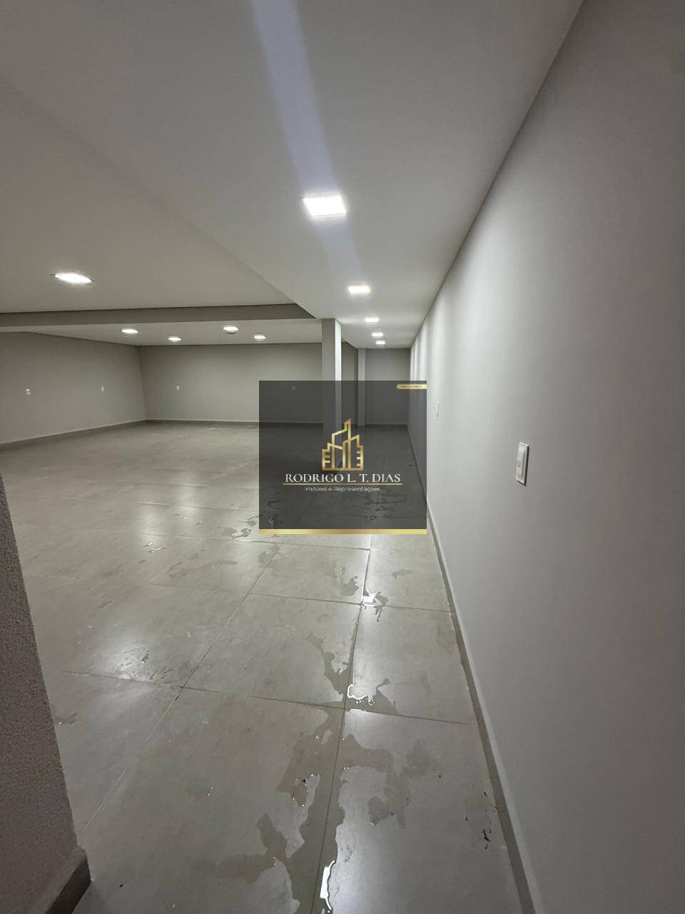 Casa, 3 quartos, 245 m² - Foto 2