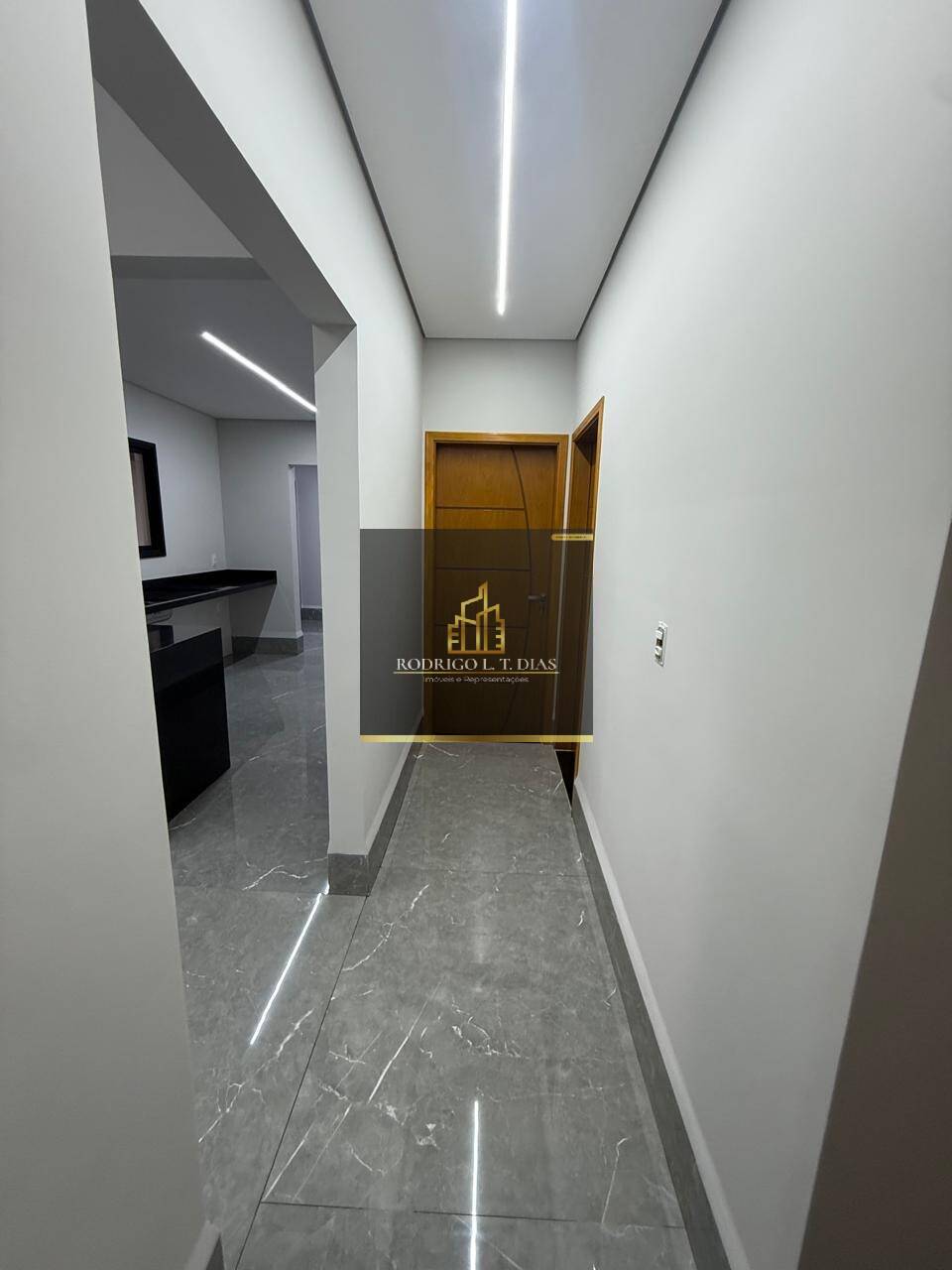 Casa, 3 quartos, 245 m² - Foto 9