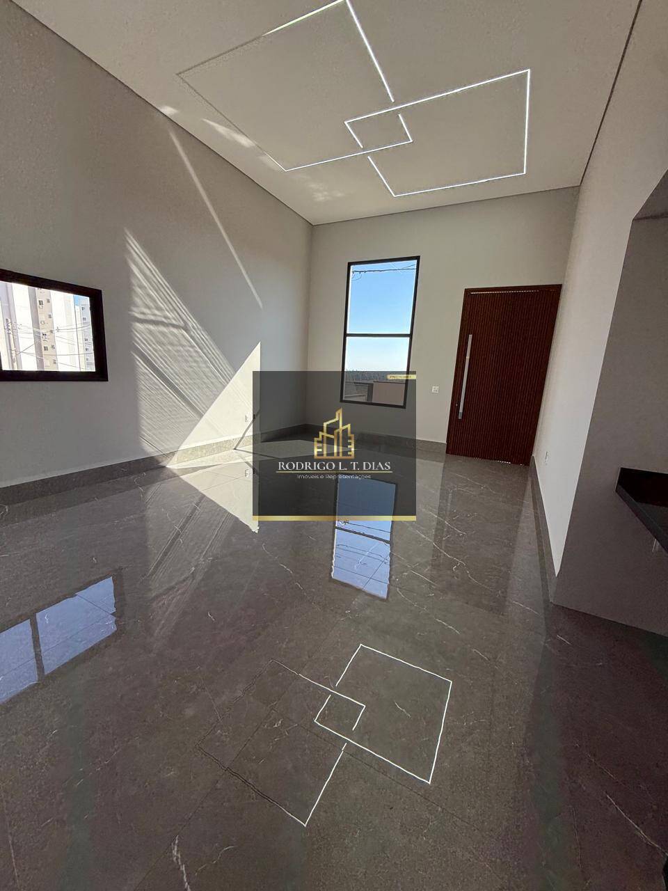 Casa, 3 quartos, 245 m² - Foto 8