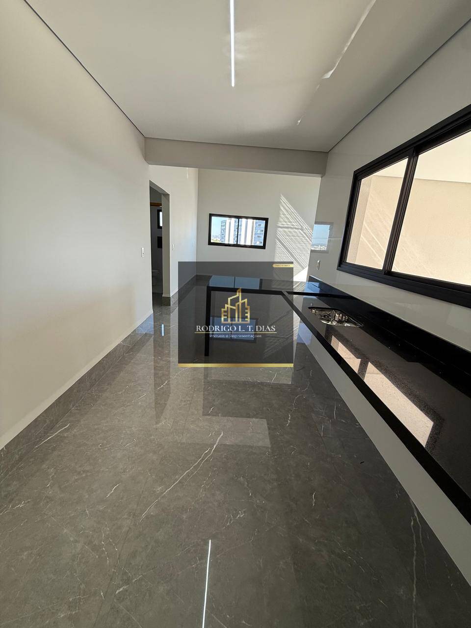 Casa, 3 quartos, 245 m² - Foto 24