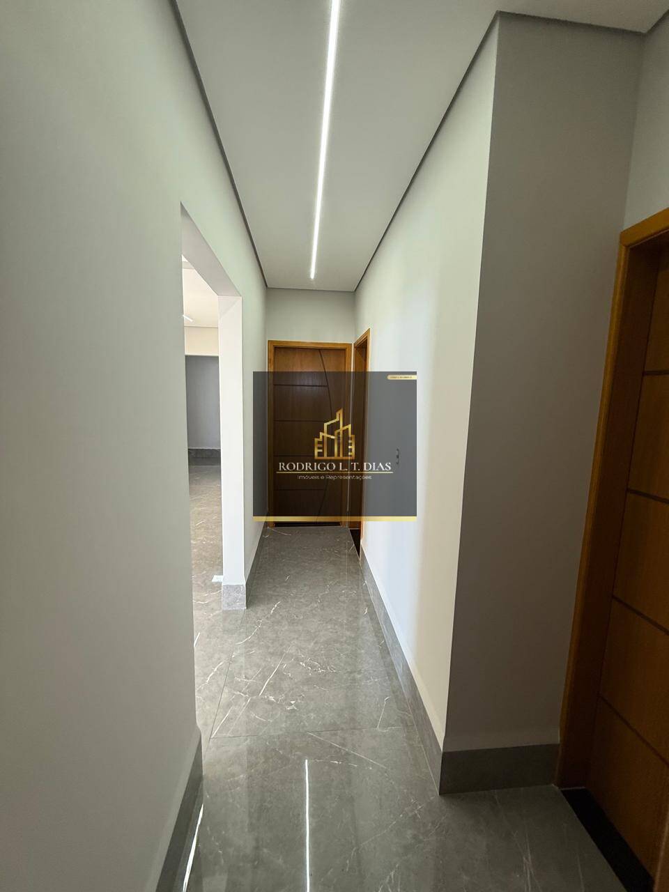 Casa, 3 quartos, 245 m² - Foto 27