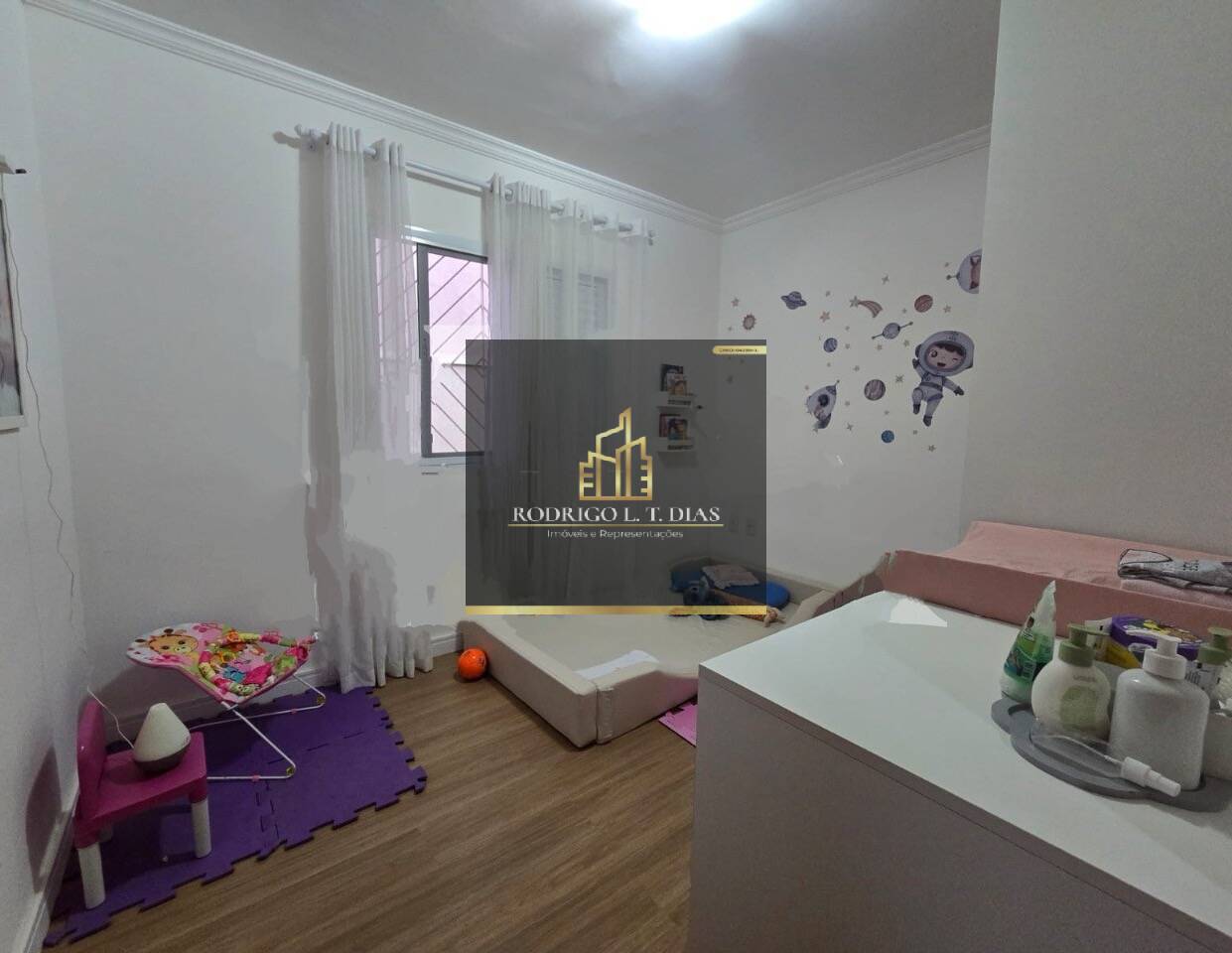 Casa, 3 quartos, 250 m² - Foto 9