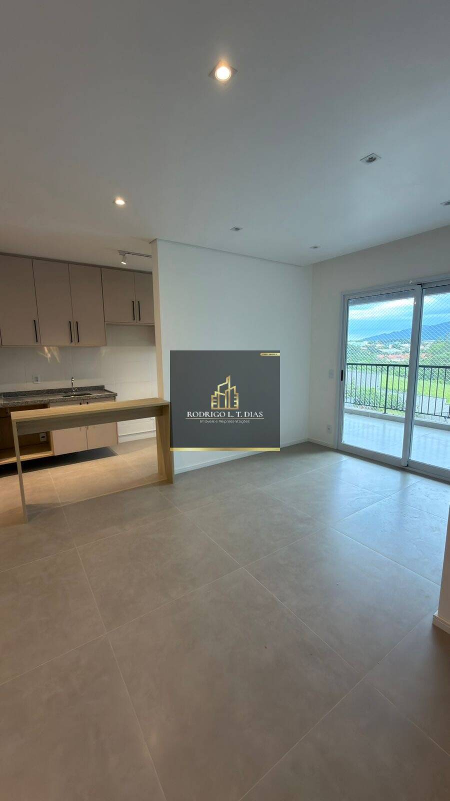 Apartamento, 3 quartos, 85 m² - Foto 2