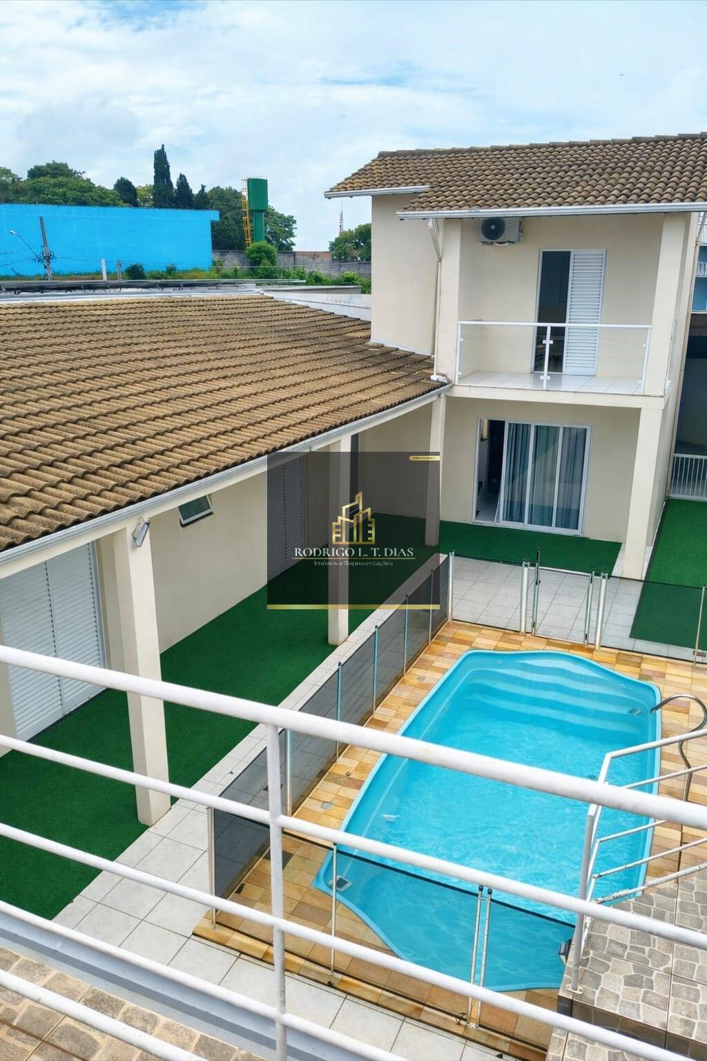Casa, 4 quartos, 353 m² - Foto 2