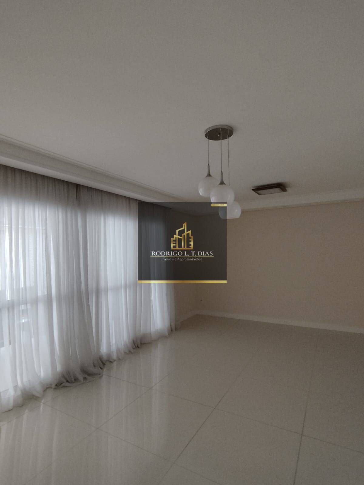 Apartamento, 3 quartos, 163 m² - Foto 2