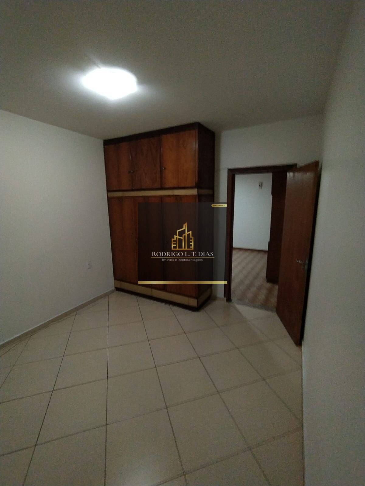 Casa, 4 quartos, 201 m² - Foto 9