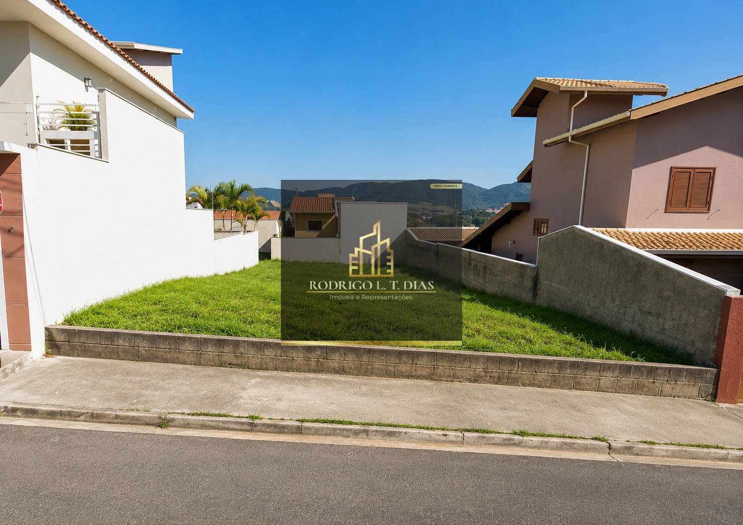 TERRENO 372m² COM VISTA PARA A SERRA DO JAPI | HORTO SANTO ANTÔNIO |JUNDIAI
