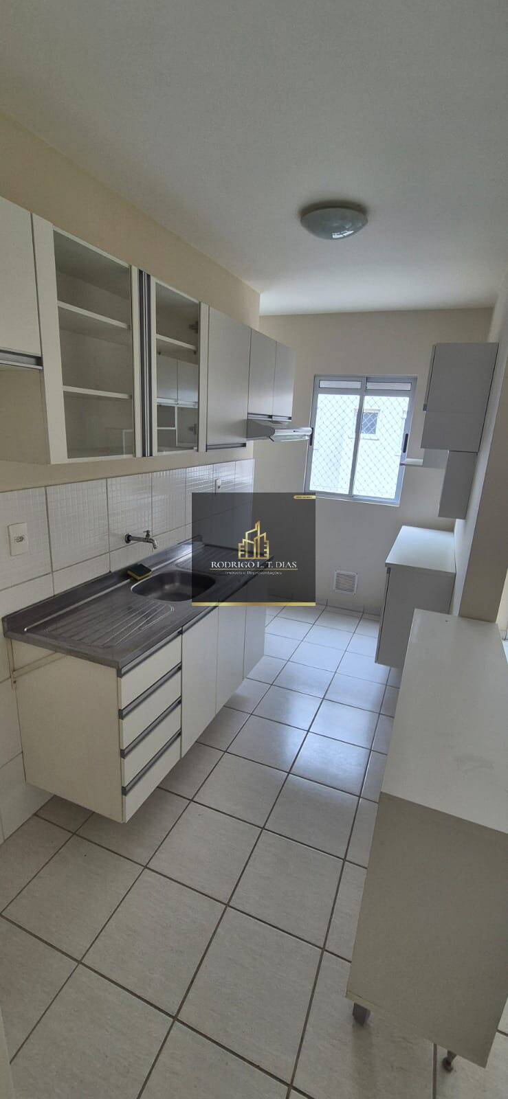 Apartamento para alugar com 2 quartos, 60m² - Foto 9